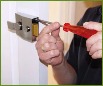 Neighborhood Locksmith Services Jersey City, NJ 201-367-1926 - 10-lock-smiths