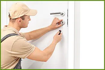 Neighborhood Locksmith Services Jersey City, NJ 201-367-1926 - 5-lock-repair